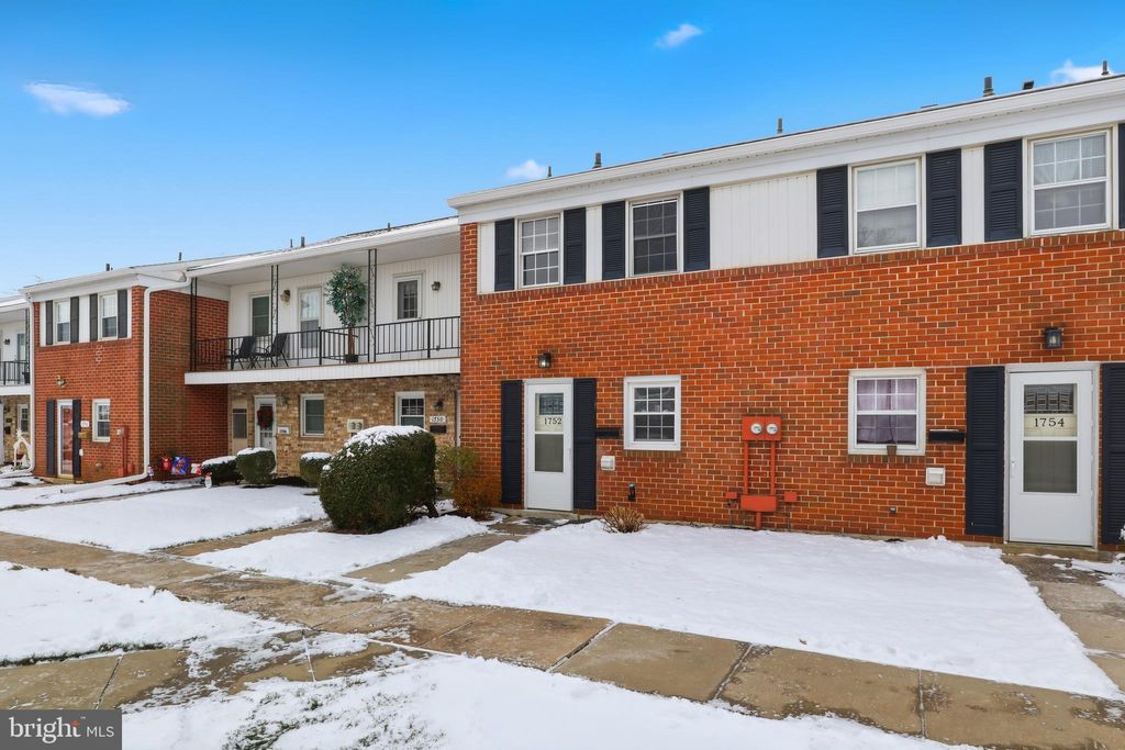 Photo of 1752 Devers Road, YORK, PA 17404 (MLS # PAYK2095226)