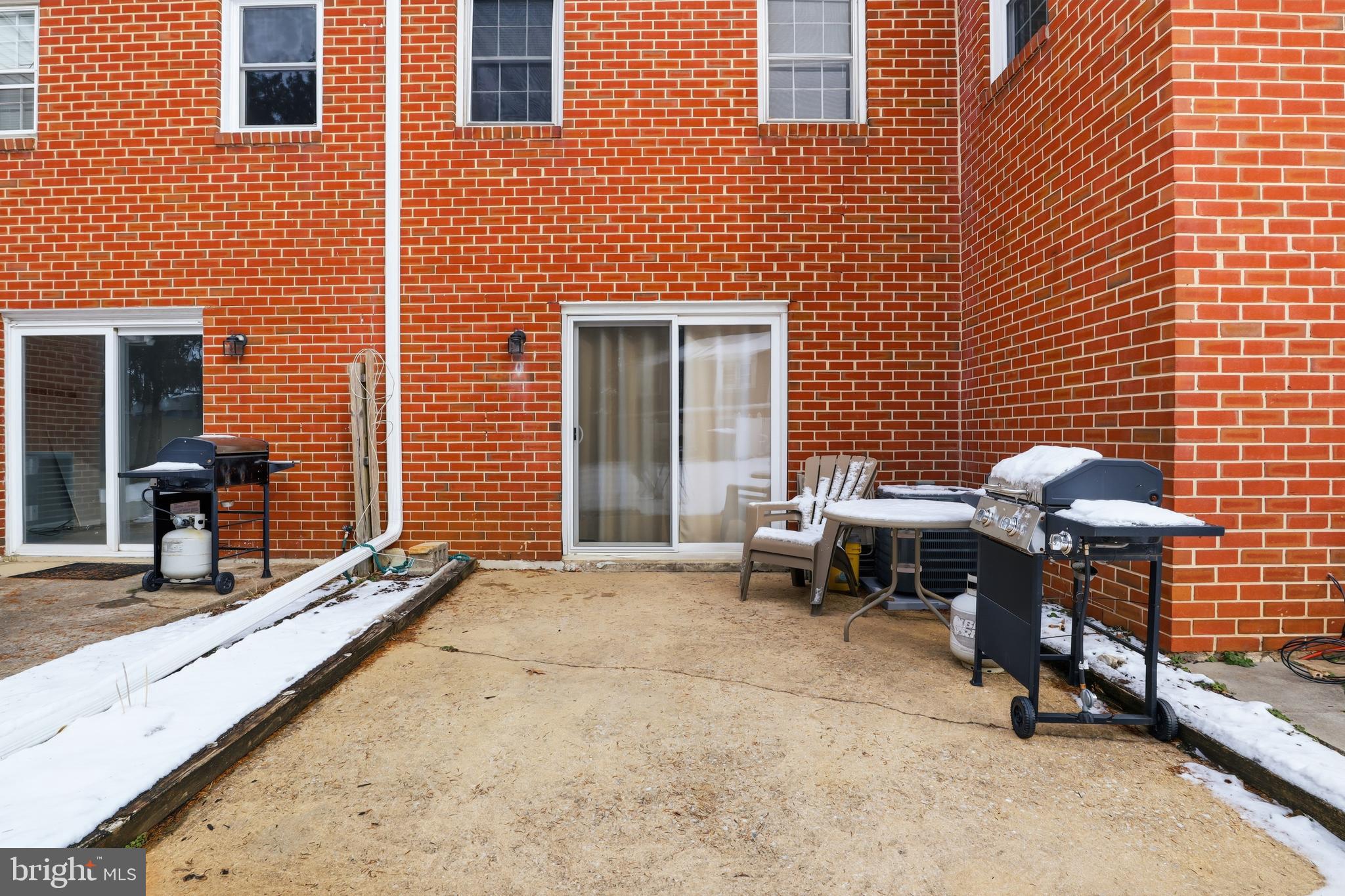 COLONY PARK CONDOS - Residential