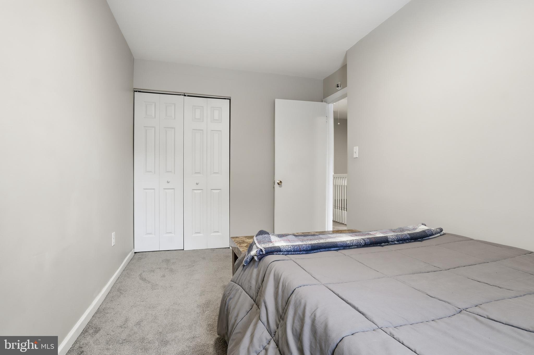 COLONY PARK CONDOS - Residential