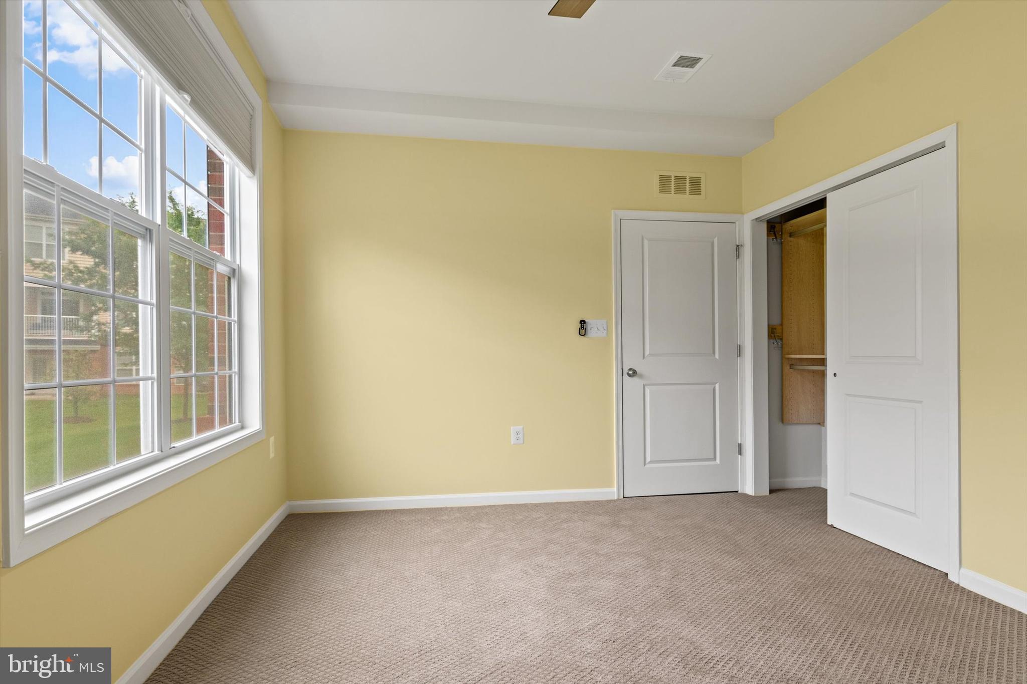 LOUDOUN VALLEY BUCKINGHAM - Residential Lease