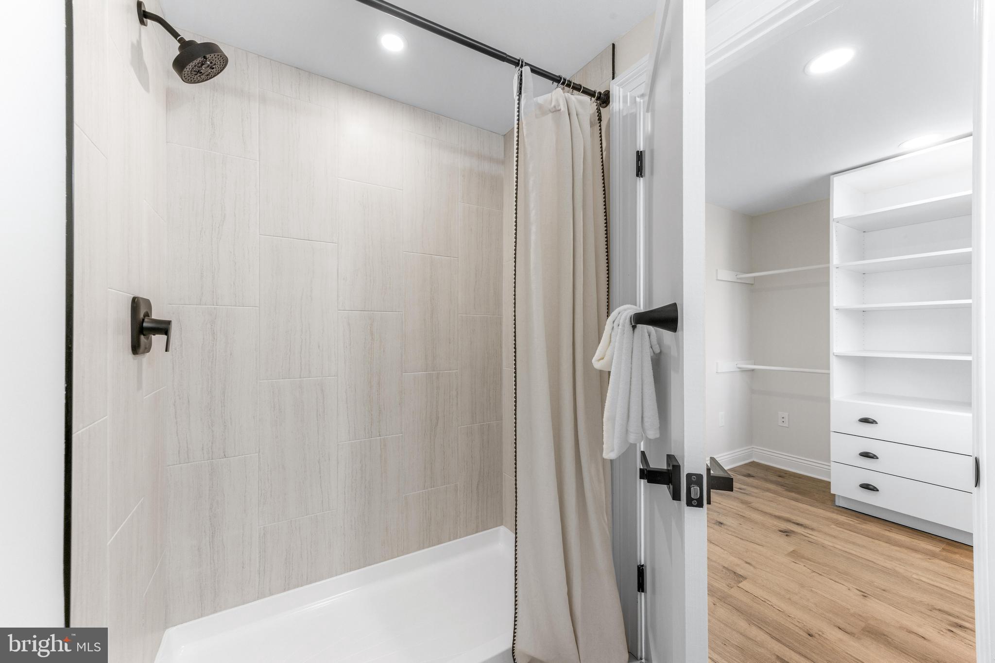 BEL AIR DOWNTOWN - Residential Lease