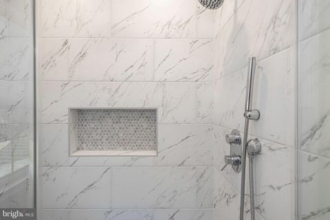 Tiny photo for 9 Larkspur Lane, LAWRENCE TOWNSHIP, NJ 08648 (MLS # NJME2074500)