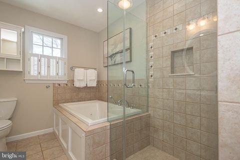 Tiny photo for 9 Larkspur Lane, LAWRENCE TOWNSHIP, NJ 08648 (MLS # NJME2074500)