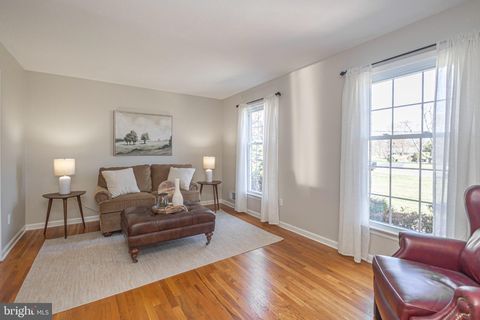 Tiny photo for 9 Larkspur Lane, LAWRENCE TOWNSHIP, NJ 08648 (MLS # NJME2074500)