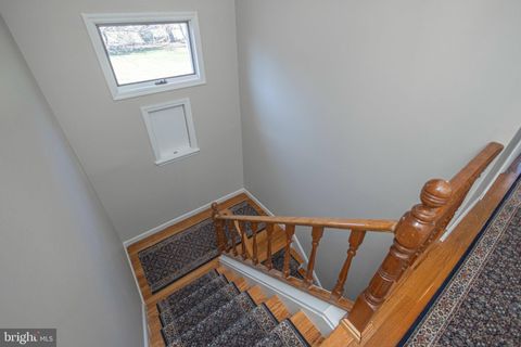 Tiny photo for 9 Larkspur Lane, LAWRENCE TOWNSHIP, NJ 08648 (MLS # NJME2074500)