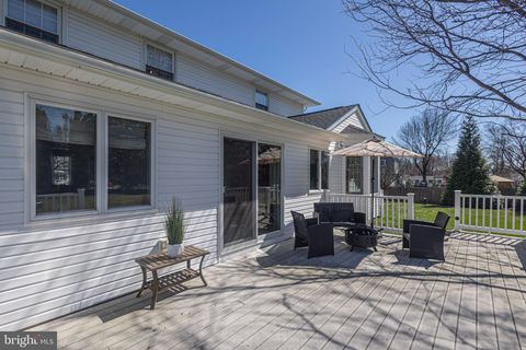 Tiny photo for 9 Larkspur Lane, LAWRENCE TOWNSHIP, NJ 08648 (MLS # NJME2074500)