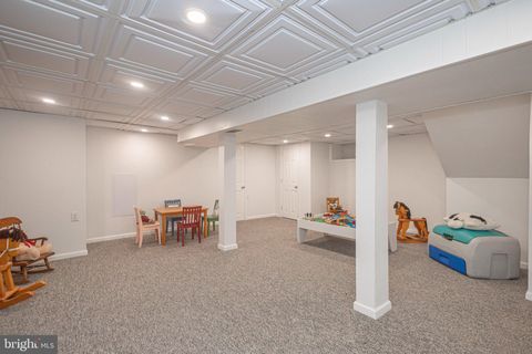 Tiny photo for 9 Larkspur Lane, LAWRENCE TOWNSHIP, NJ 08648 (MLS # NJME2074500)