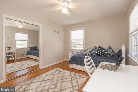 Tiny photo for 9 Larkspur Lane, LAWRENCE TOWNSHIP, NJ 08648 (MLS # NJME2074500)