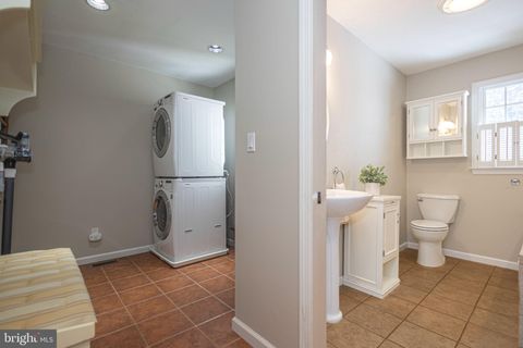 Tiny photo for 9 Larkspur Lane, LAWRENCE TOWNSHIP, NJ 08648 (MLS # NJME2074500)