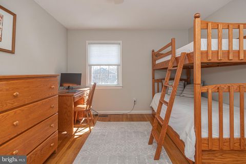 Tiny photo for 9 Larkspur Lane, LAWRENCE TOWNSHIP, NJ 08648 (MLS # NJME2074500)