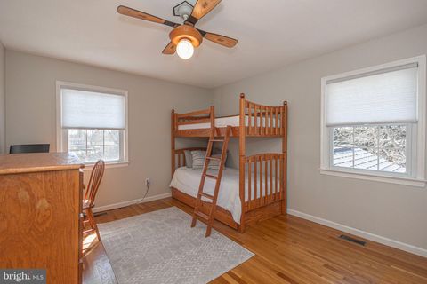 Tiny photo for 9 Larkspur Lane, LAWRENCE TOWNSHIP, NJ 08648 (MLS # NJME2074500)