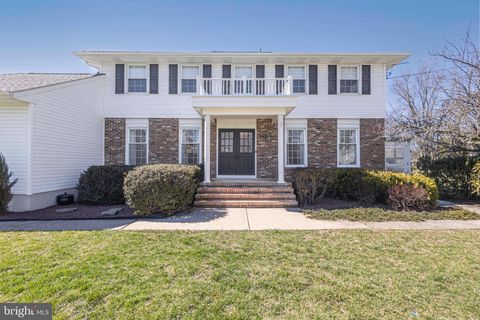 Tiny photo for 9 Larkspur Lane, LAWRENCE TOWNSHIP, NJ 08648 (MLS # NJME2074500)