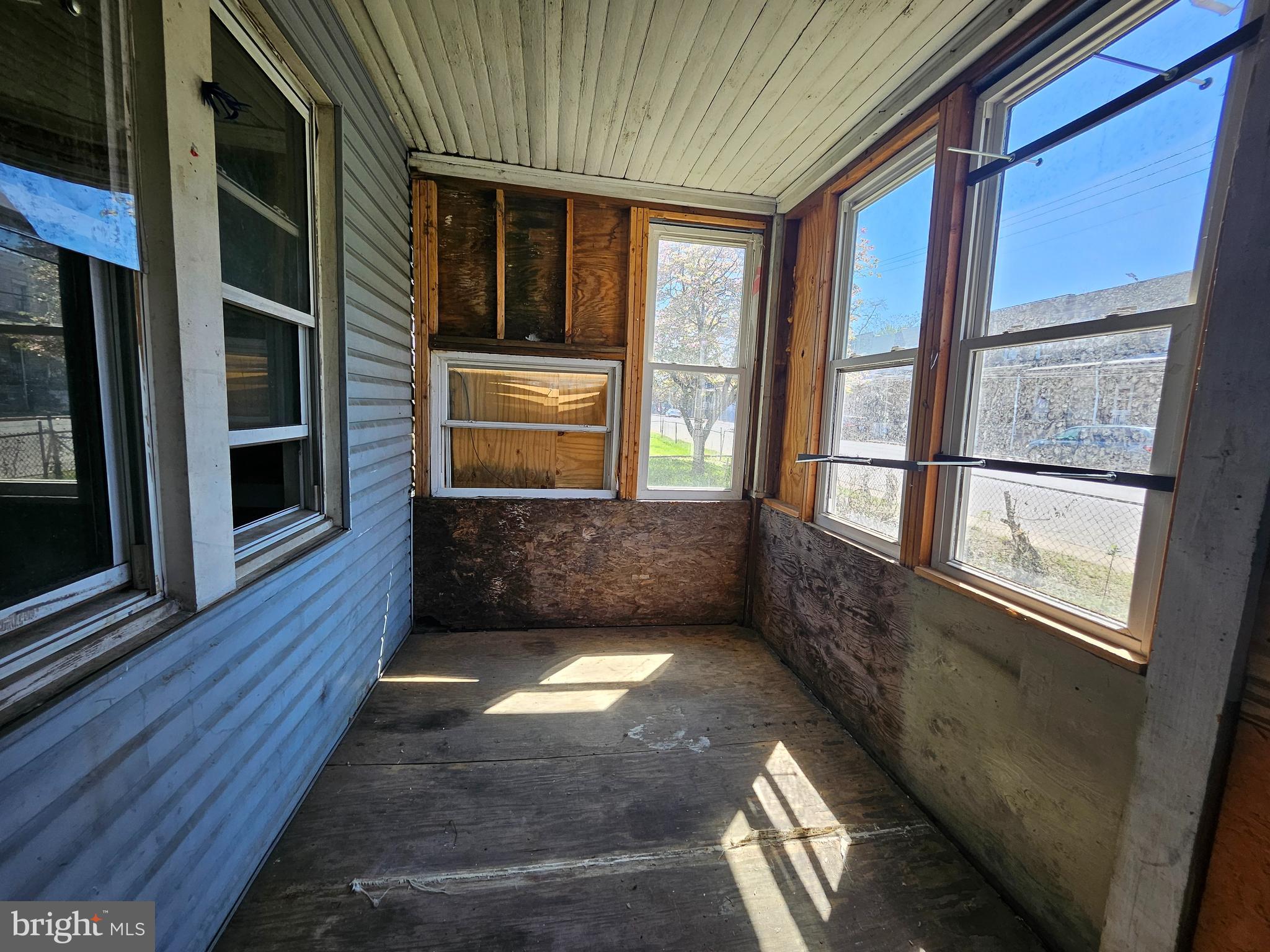 3907 PENNINGTON