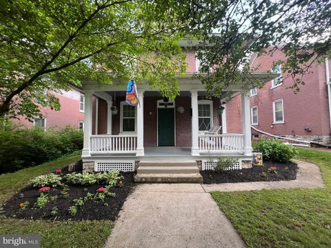 58 E AREBA AVENUE HERSHEY PA 17033