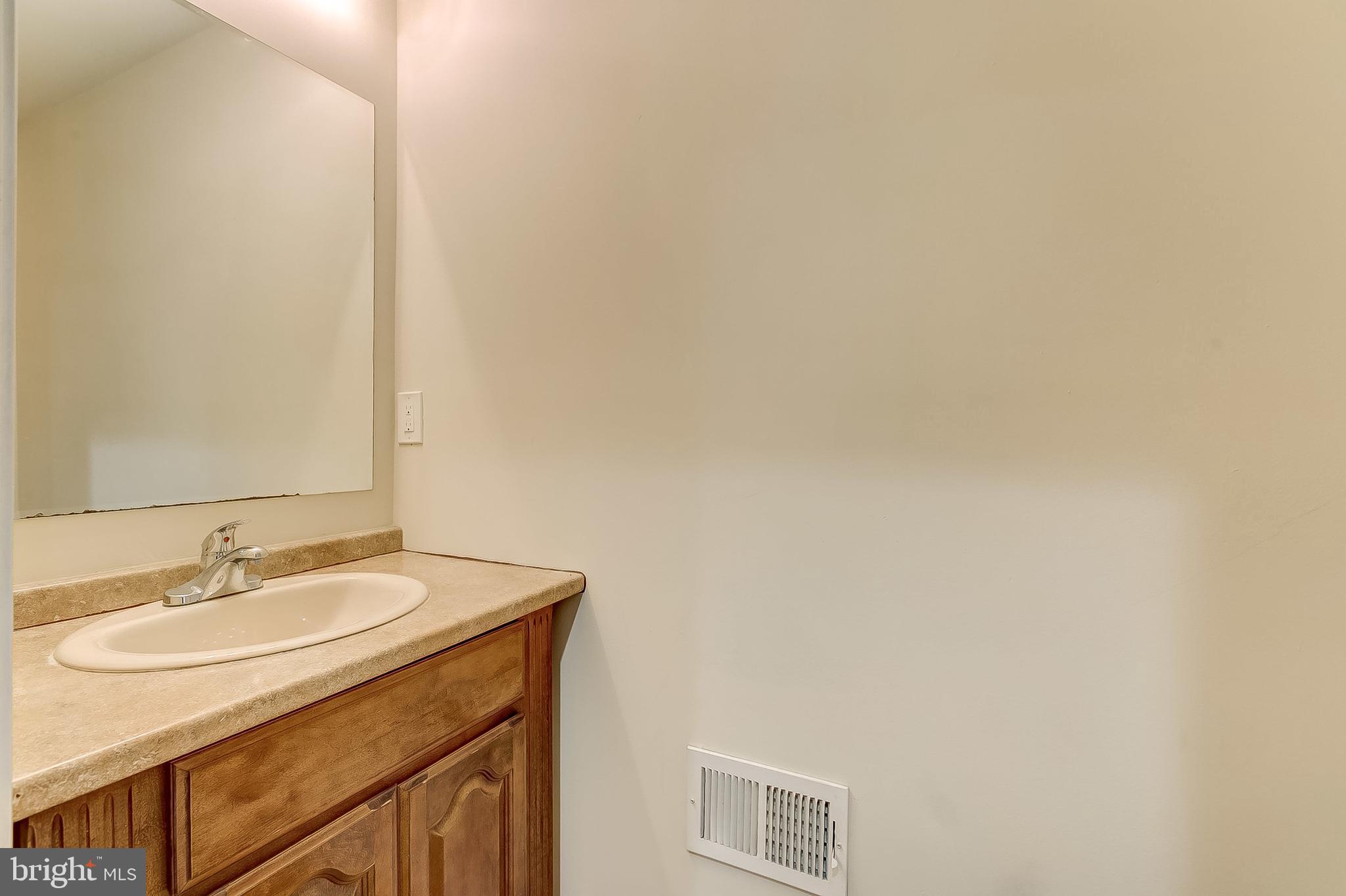 CHARLES VILLAGE - Residential Lease