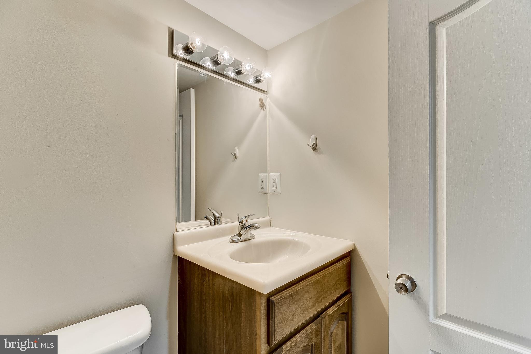 CHARLES VILLAGE - Residential Lease