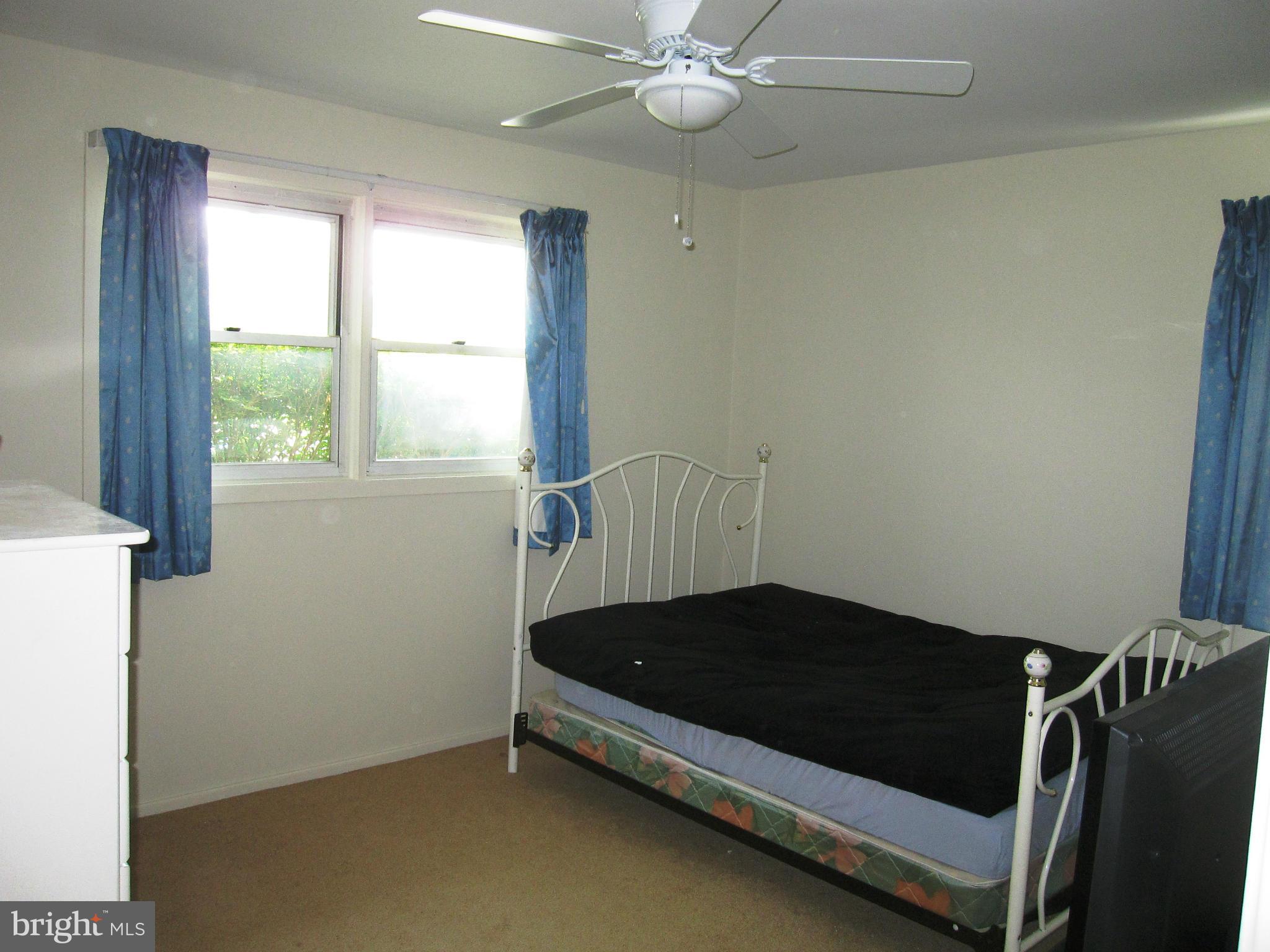 FAIRFAX HOMES - Residential