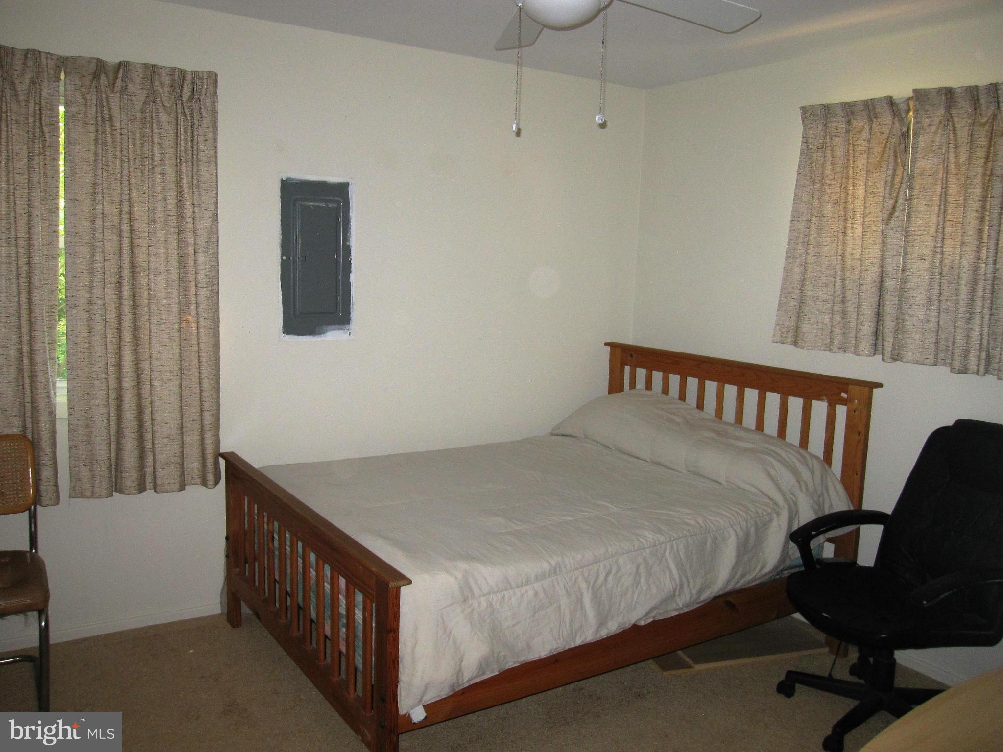 FAIRFAX HOMES - Residential