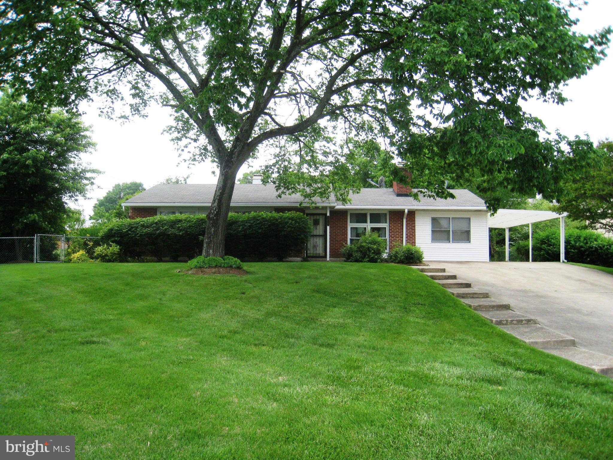 FAIRFAX HOMES - Residential