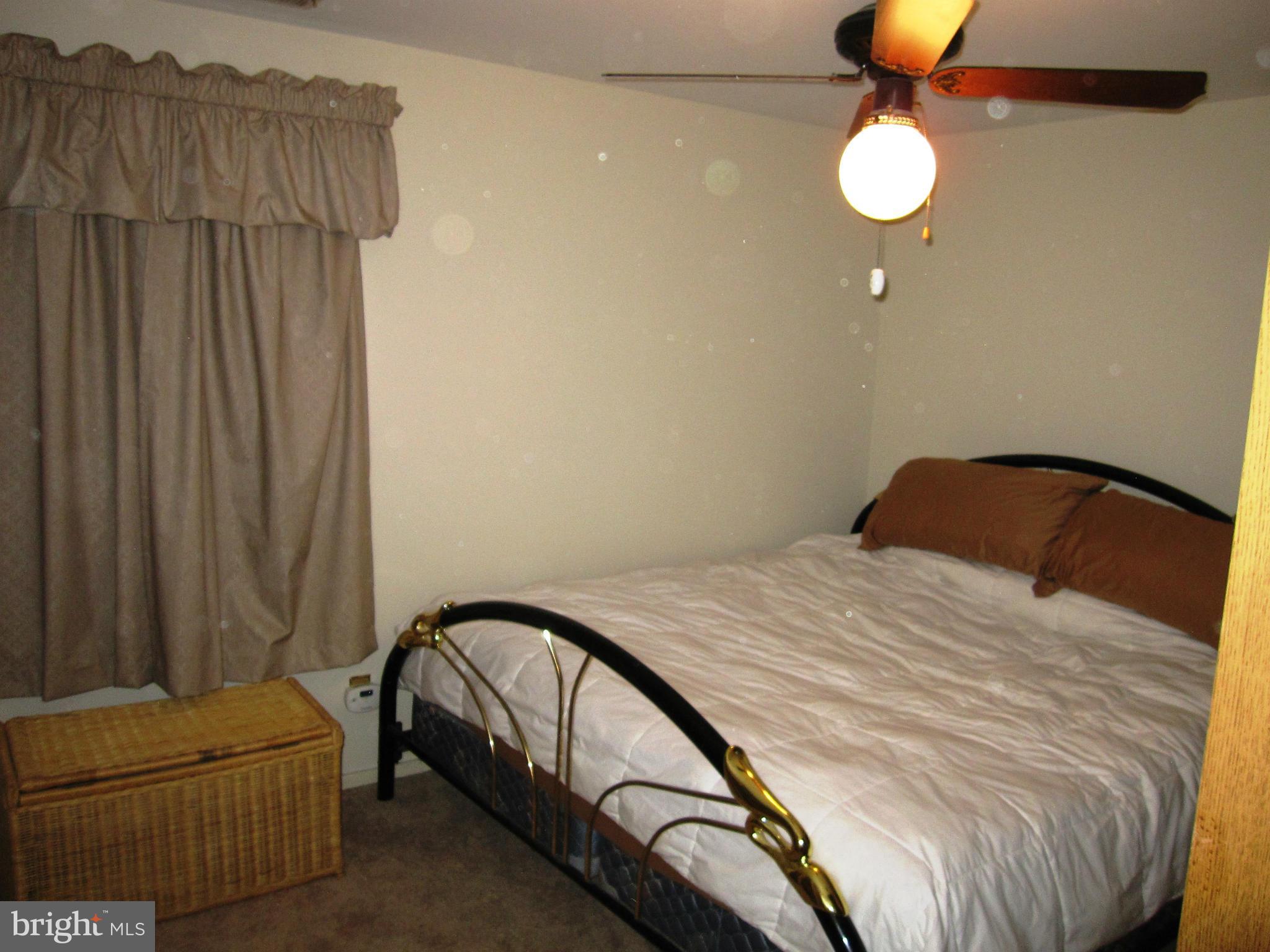 FAIRFAX HOMES - Residential