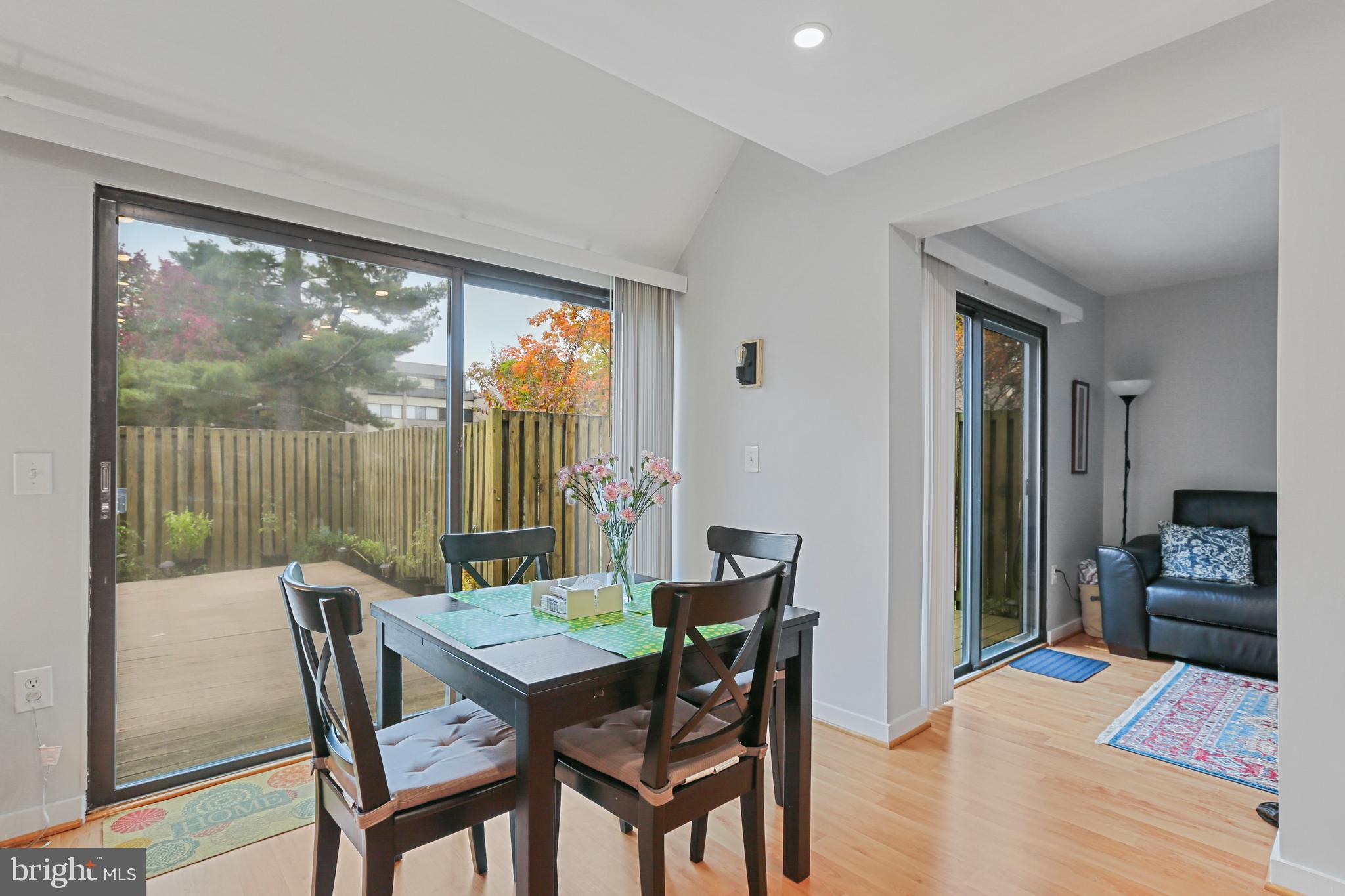 COLD SPRING NEWTOWN - Residential