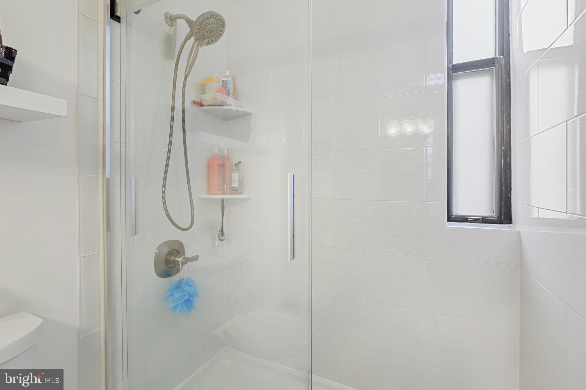 COLD SPRING NEWTOWN - Residential