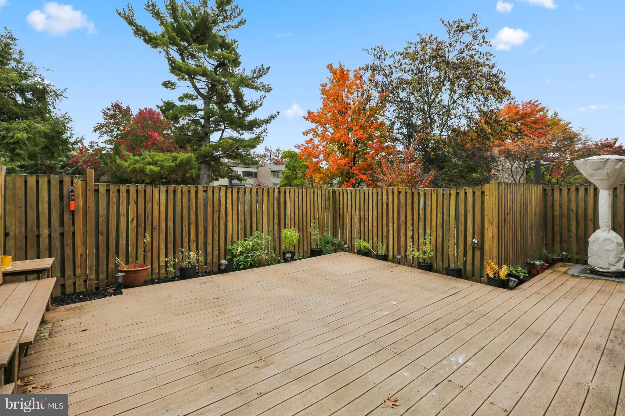 COLD SPRING NEWTOWN - Residential