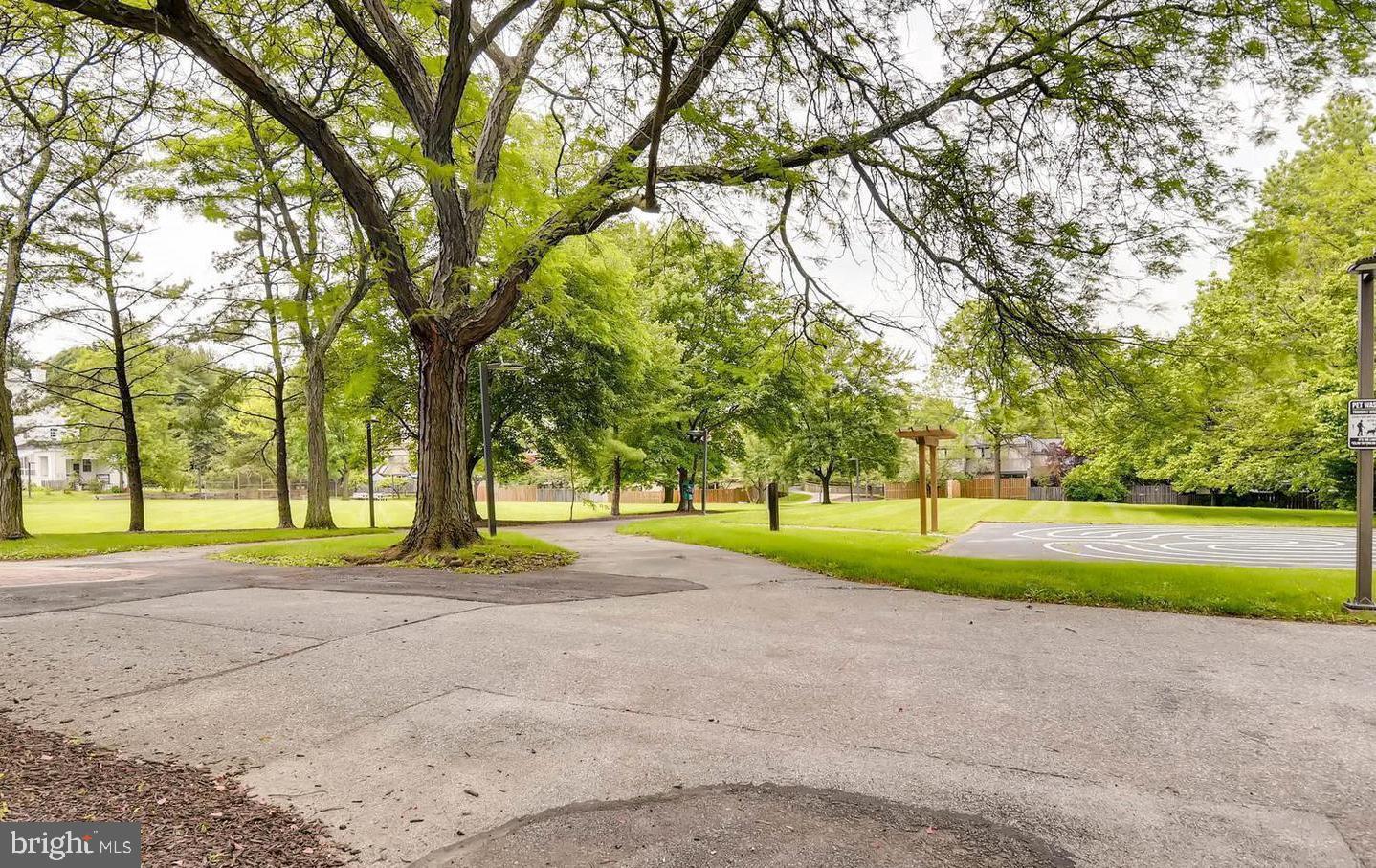 COLD SPRING NEWTOWN - Residential