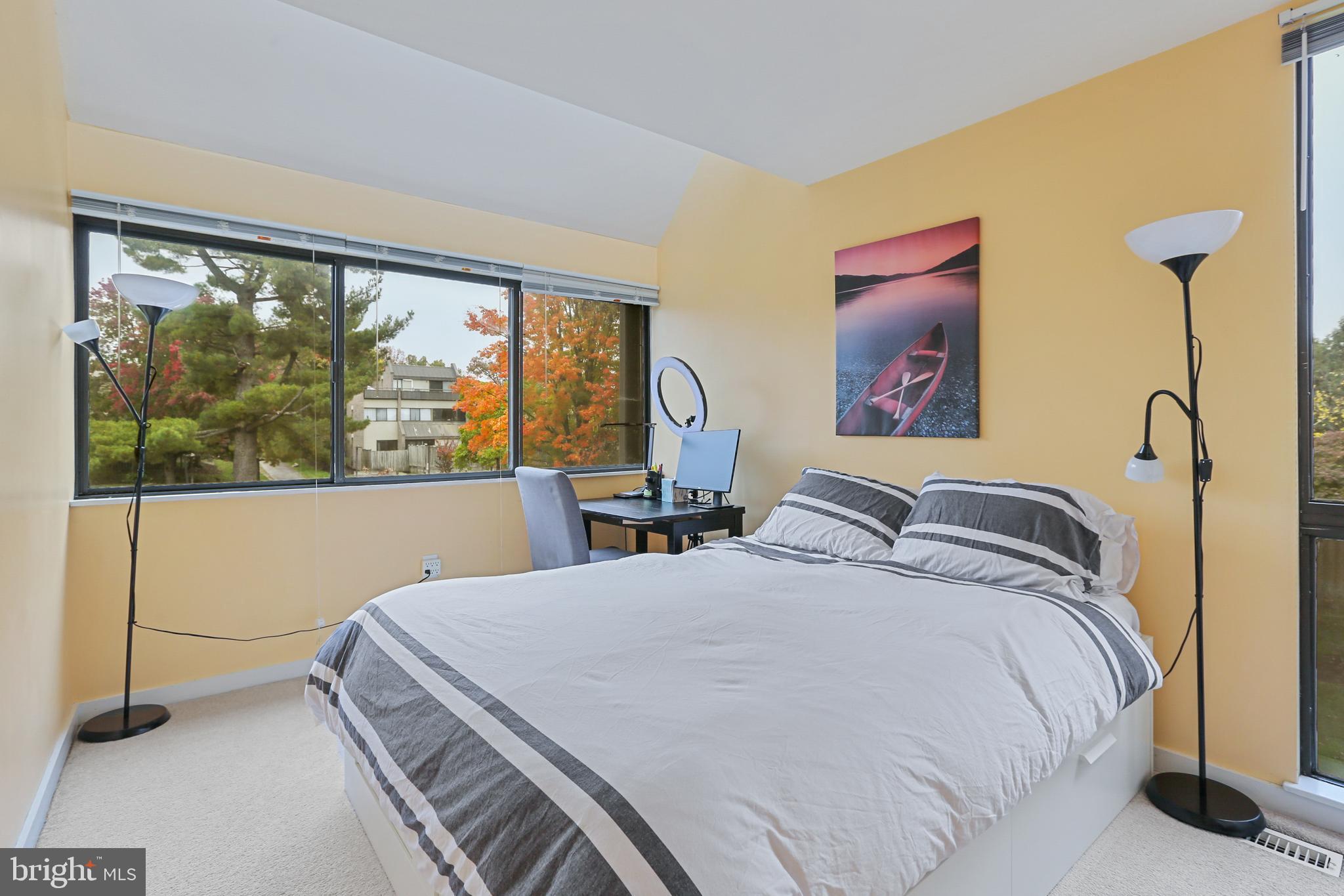 COLD SPRING NEWTOWN - Residential