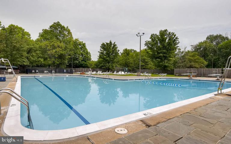 COLD SPRING NEWTOWN - Residential