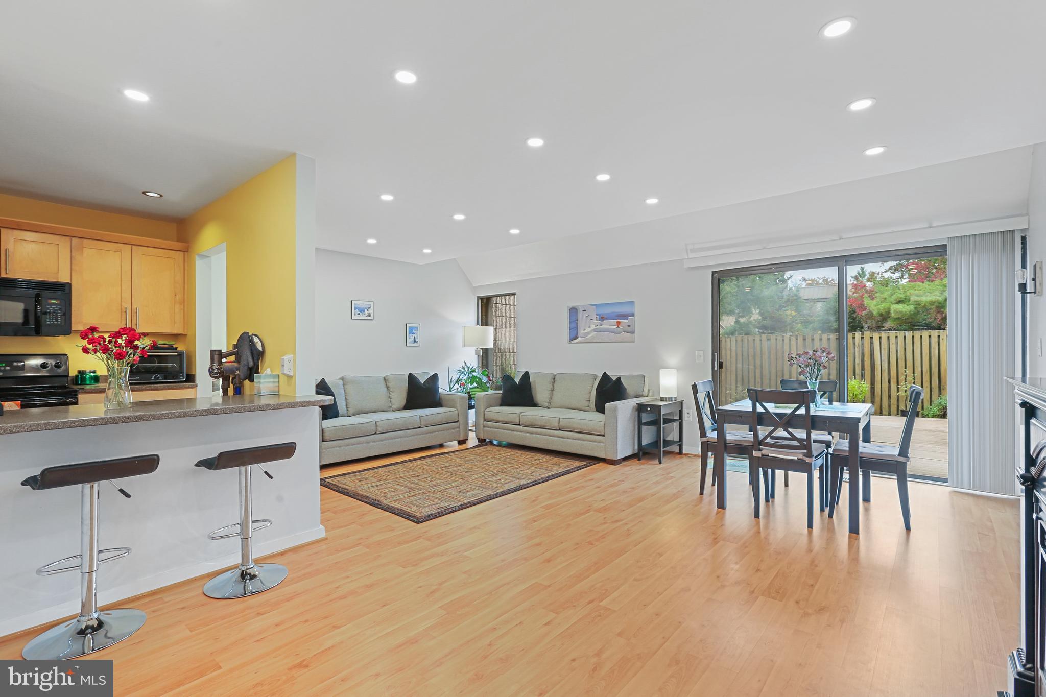 COLD SPRING NEWTOWN - Residential