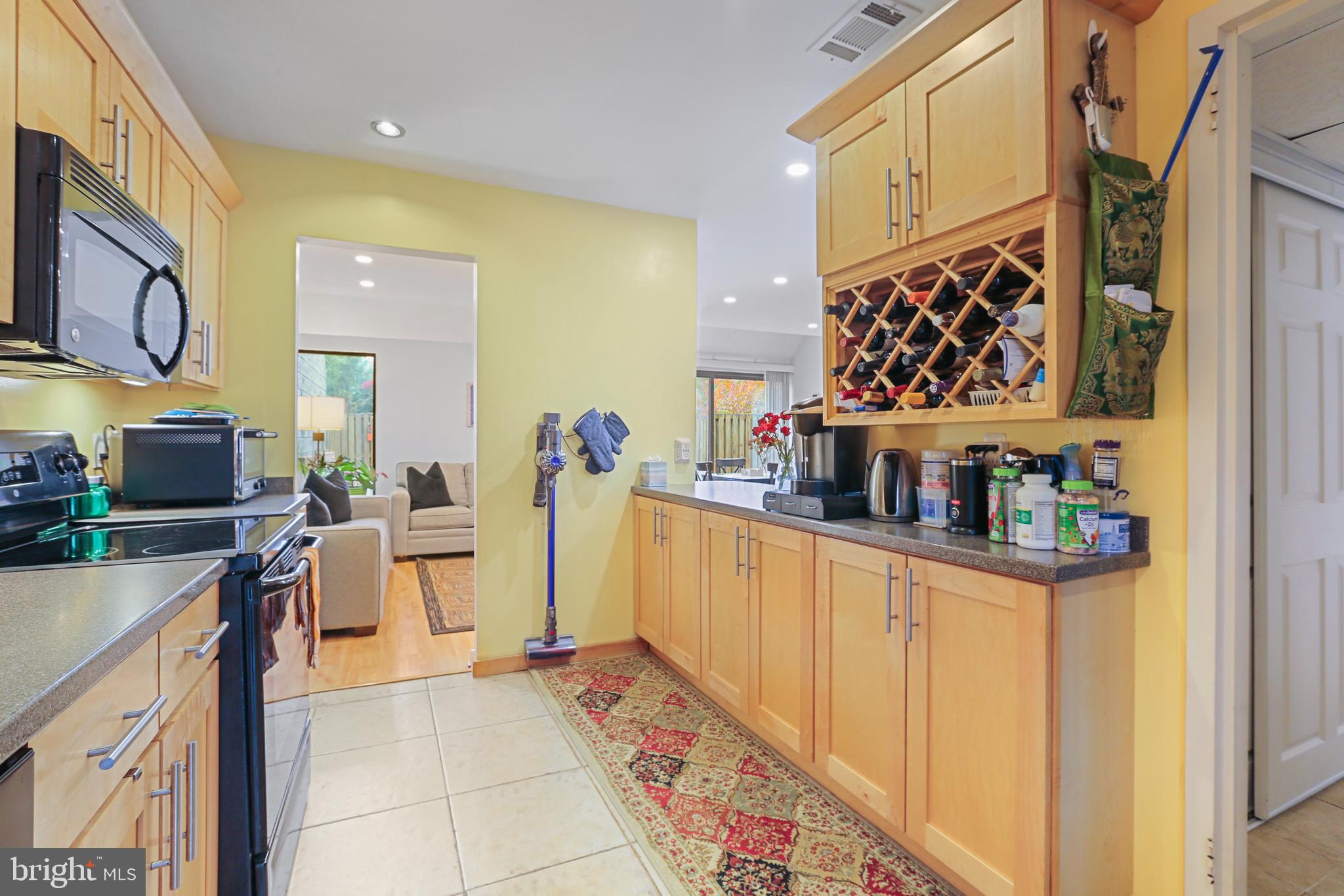 COLD SPRING NEWTOWN - Residential