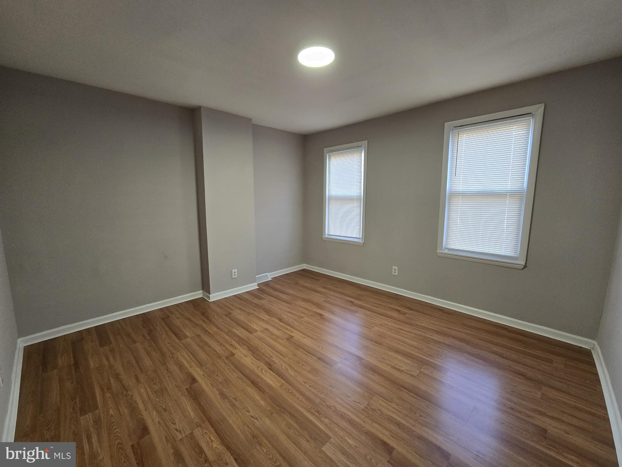 EAST KENSINGTON - Residential Lease