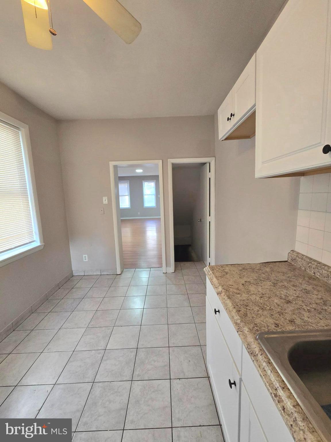 EAST KENSINGTON - Residential Lease