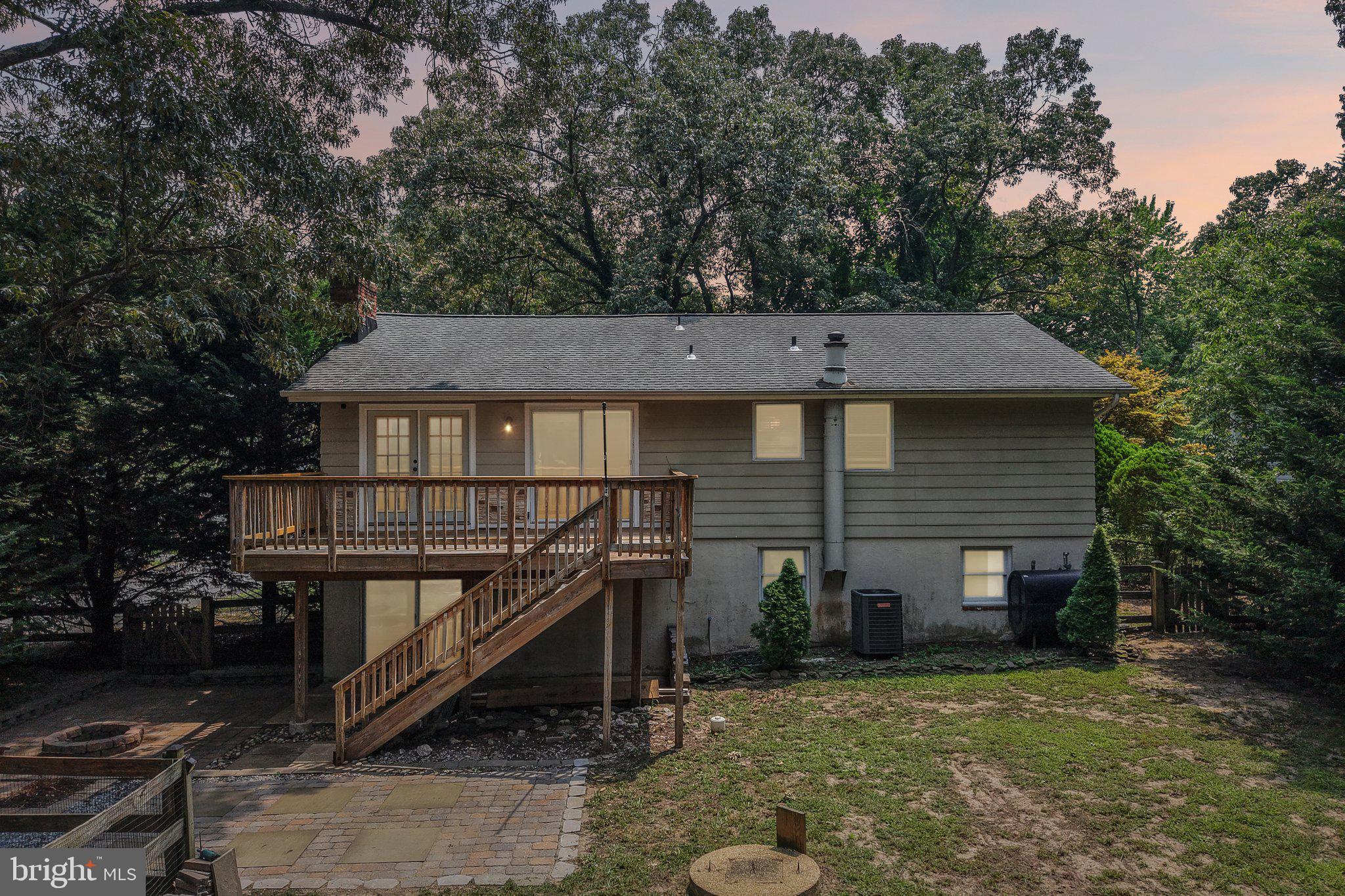 1398 RAINBOW DRIVE