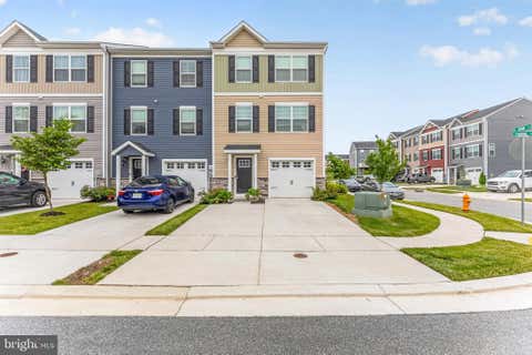 Townhouse For Sale - 300 Carbine Street<br/> Carroll County, TANEYTOWN, MD 21787