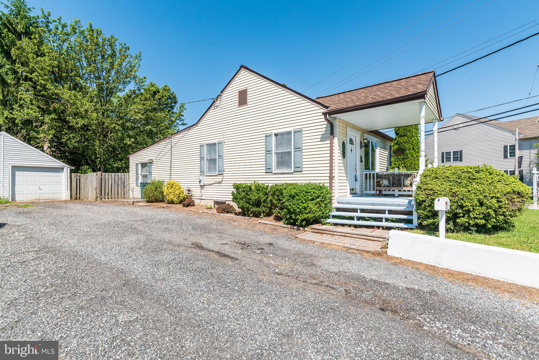 ROCK SPRING - Residential