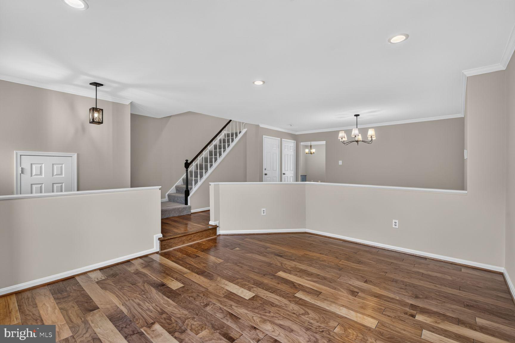 3957 ROSEBAY COURT