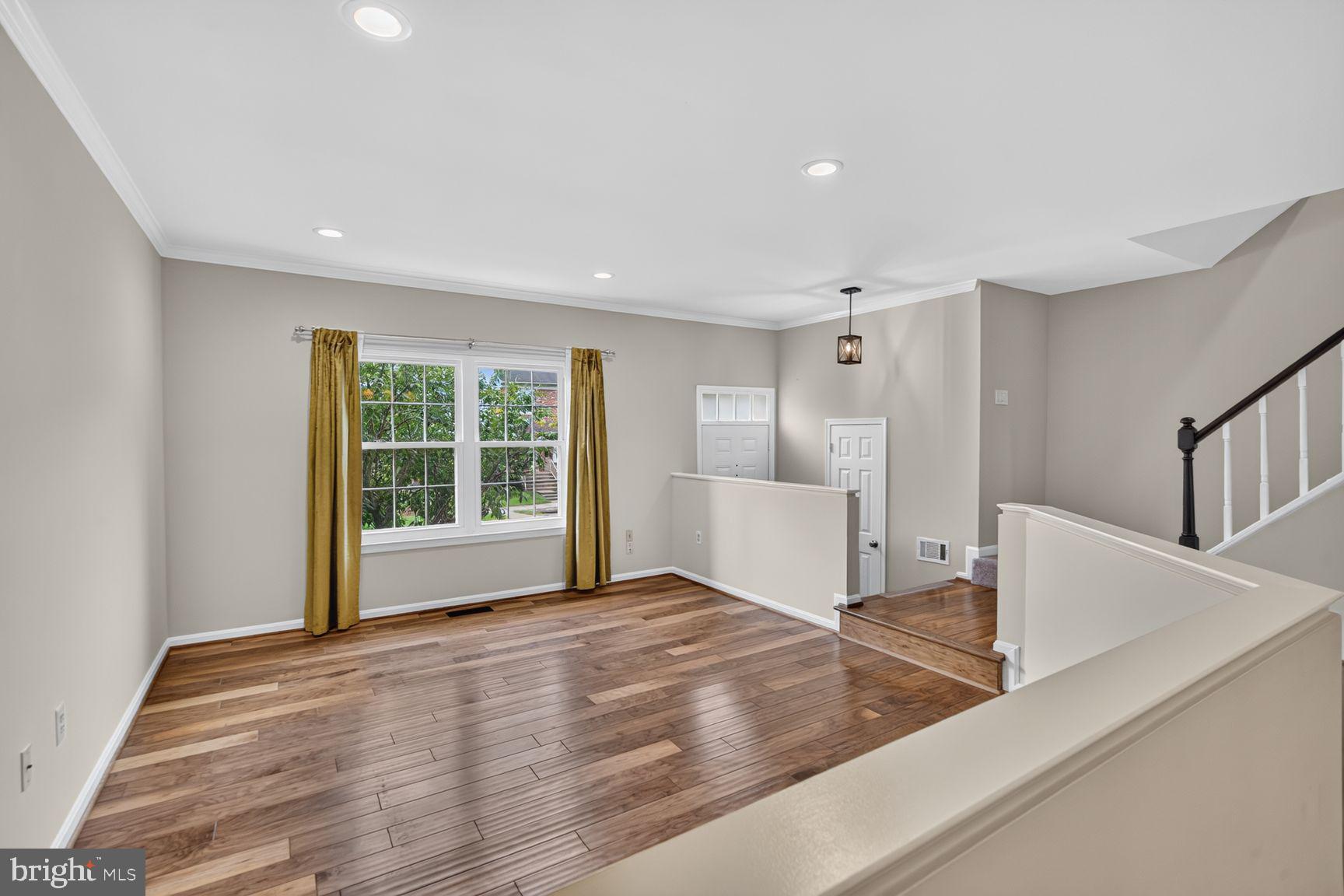3957 ROSEBAY COURT