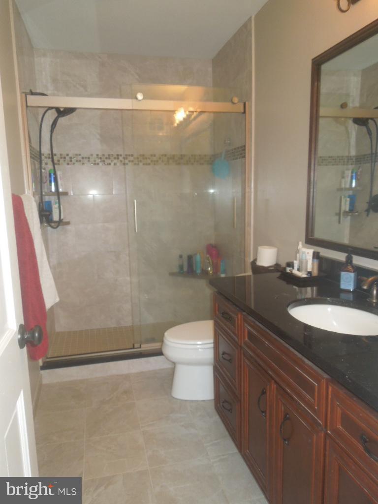 GEORGETOWN HOUSES - Residential Lease