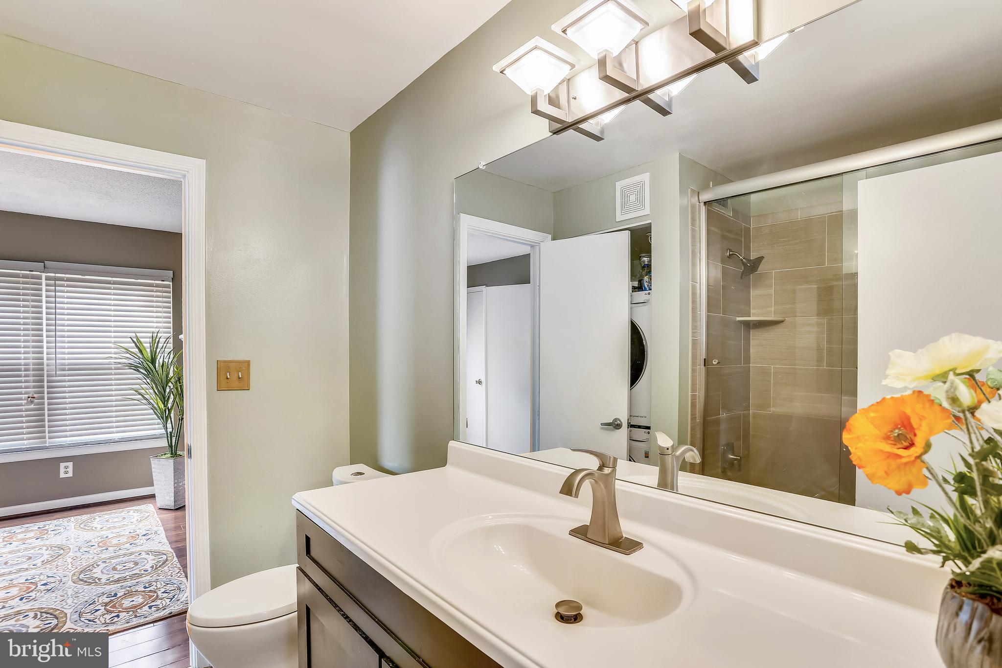 VISTAS 2 AT LAUREL - Residential