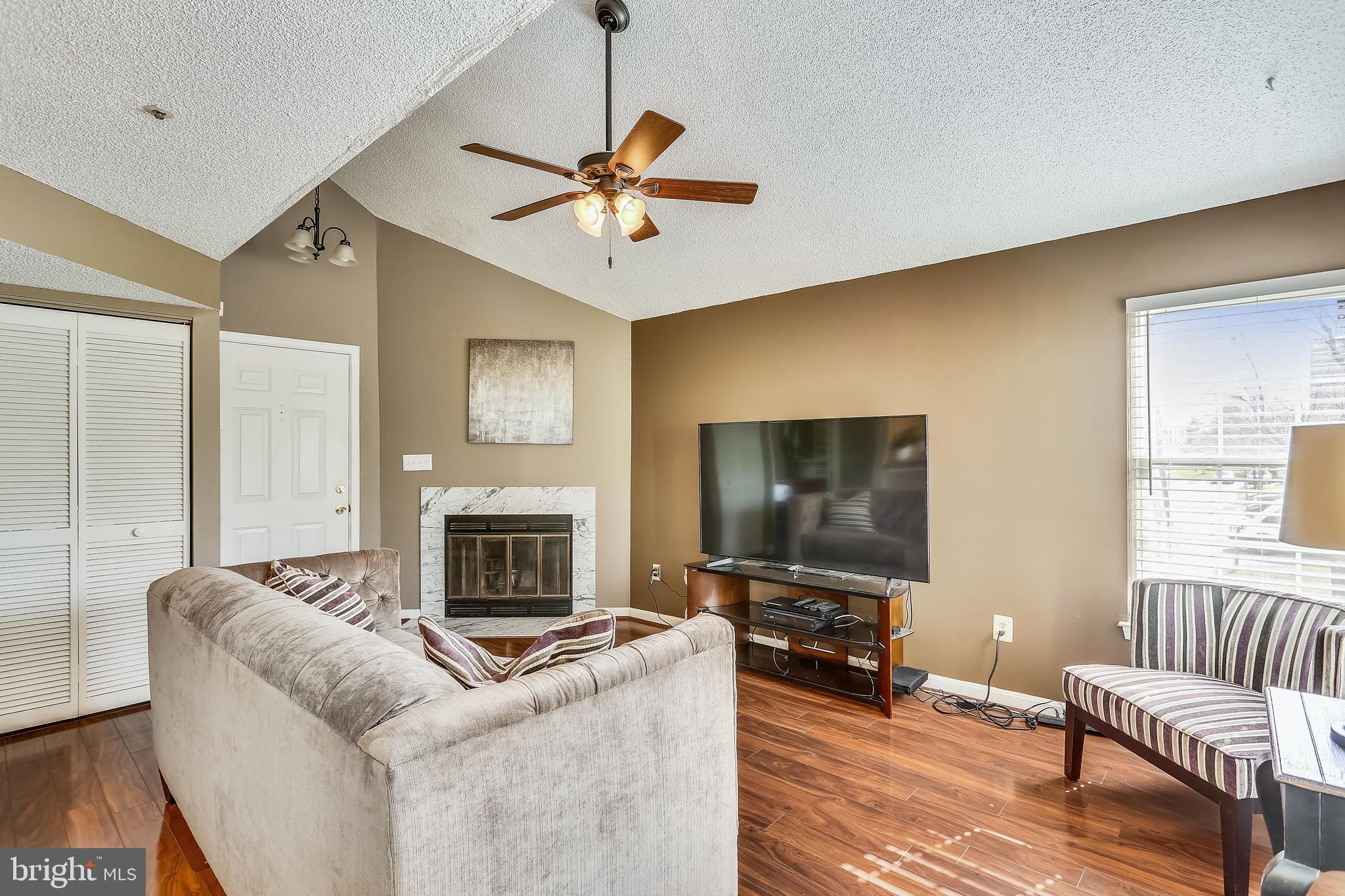 VISTAS 2 AT LAUREL - Residential