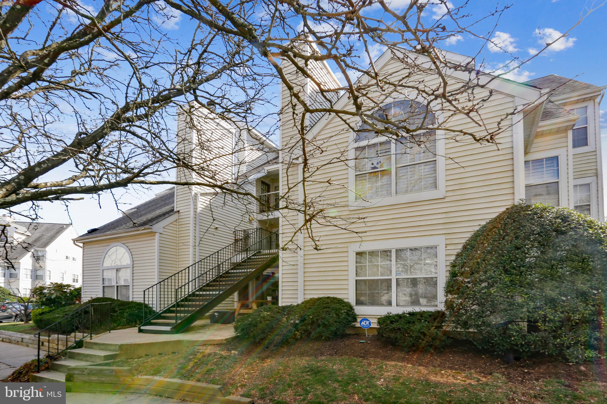 VISTAS 2 AT LAUREL - Residential