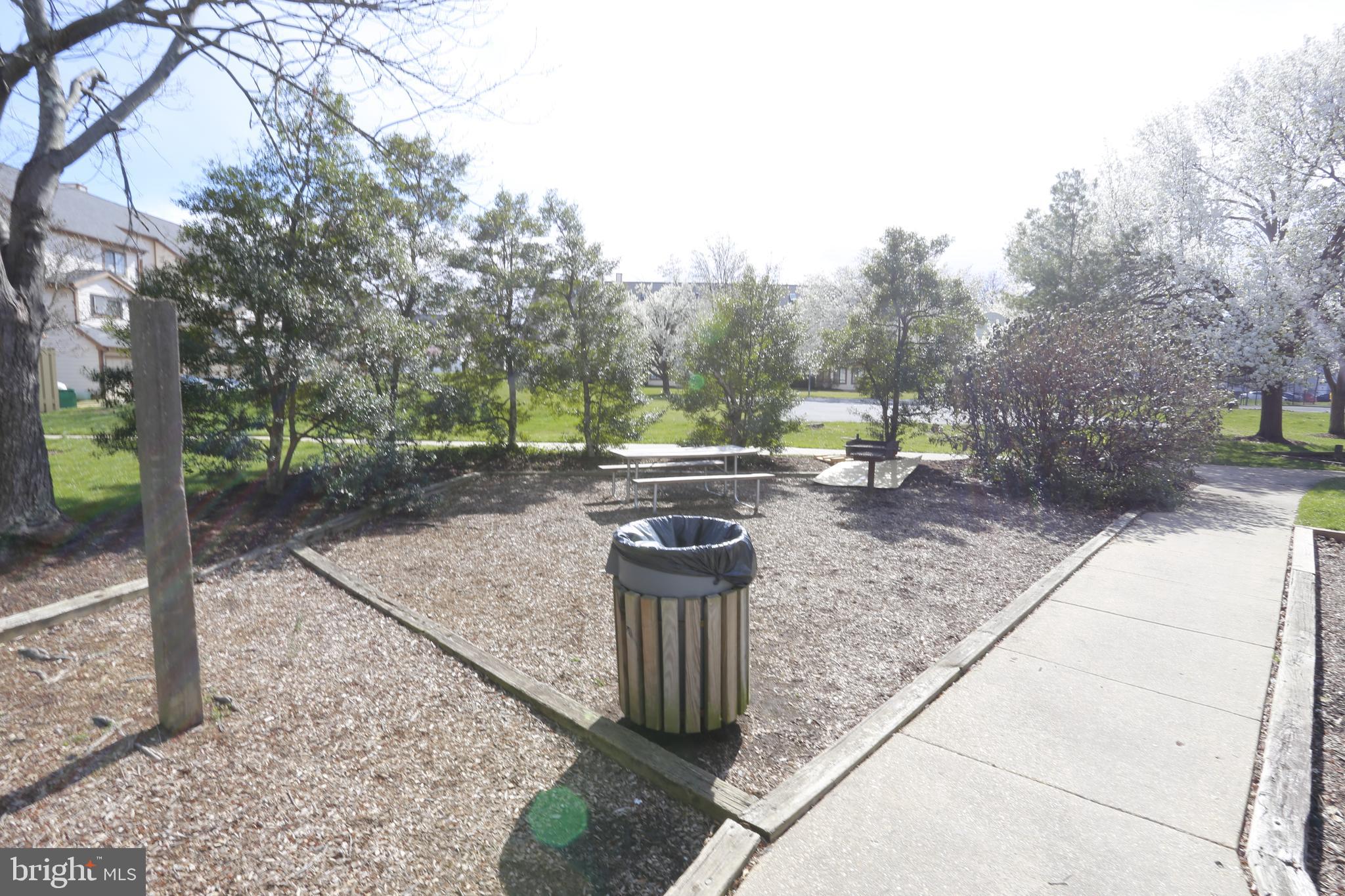 VISTAS 2 AT LAUREL - Residential