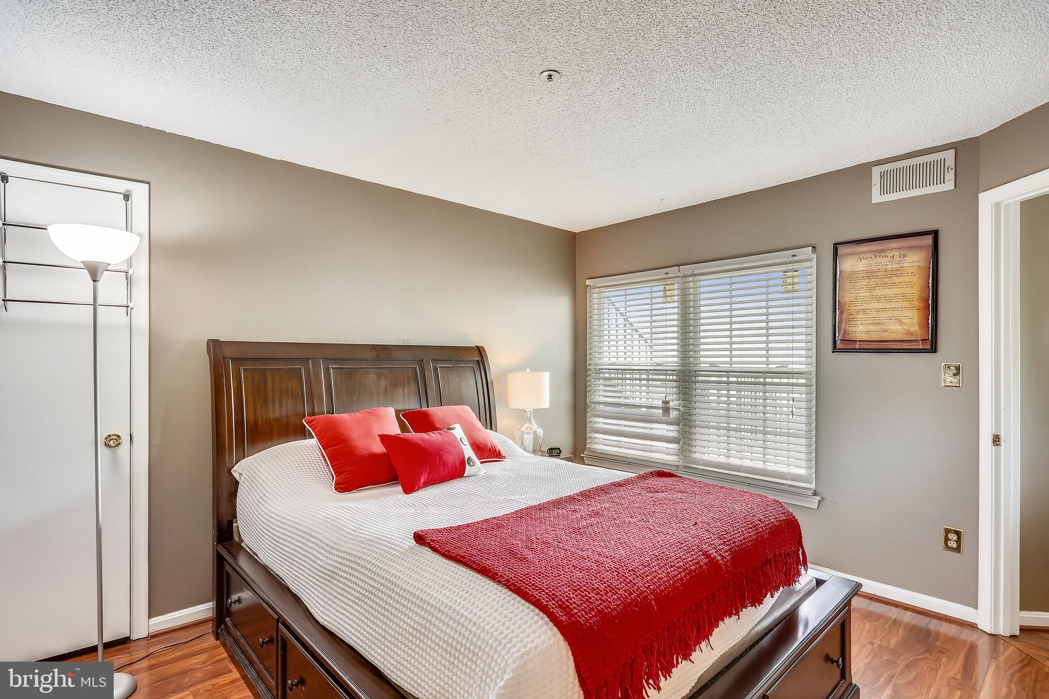 VISTAS 2 AT LAUREL - Residential