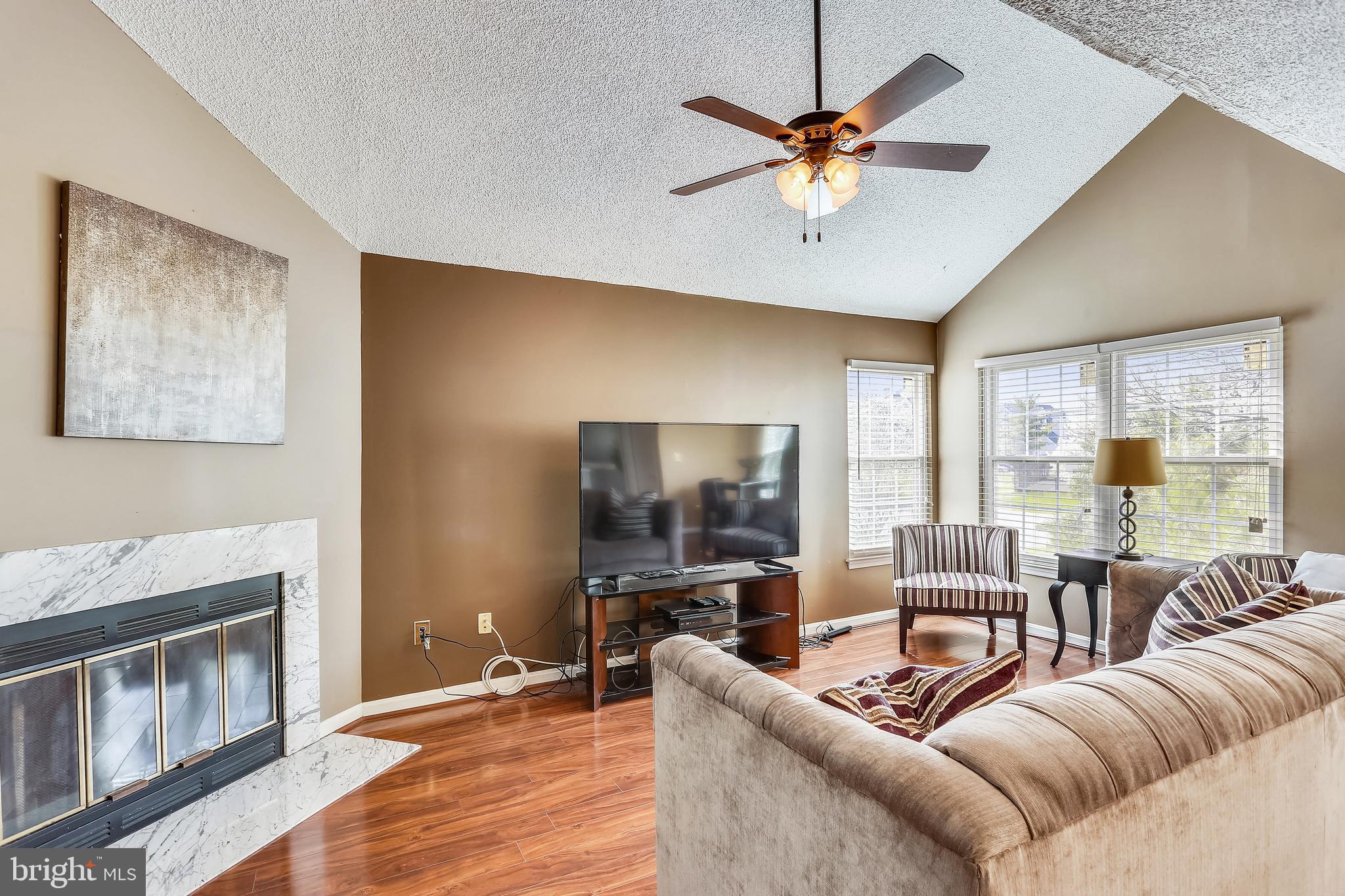 VISTAS 2 AT LAUREL - Residential