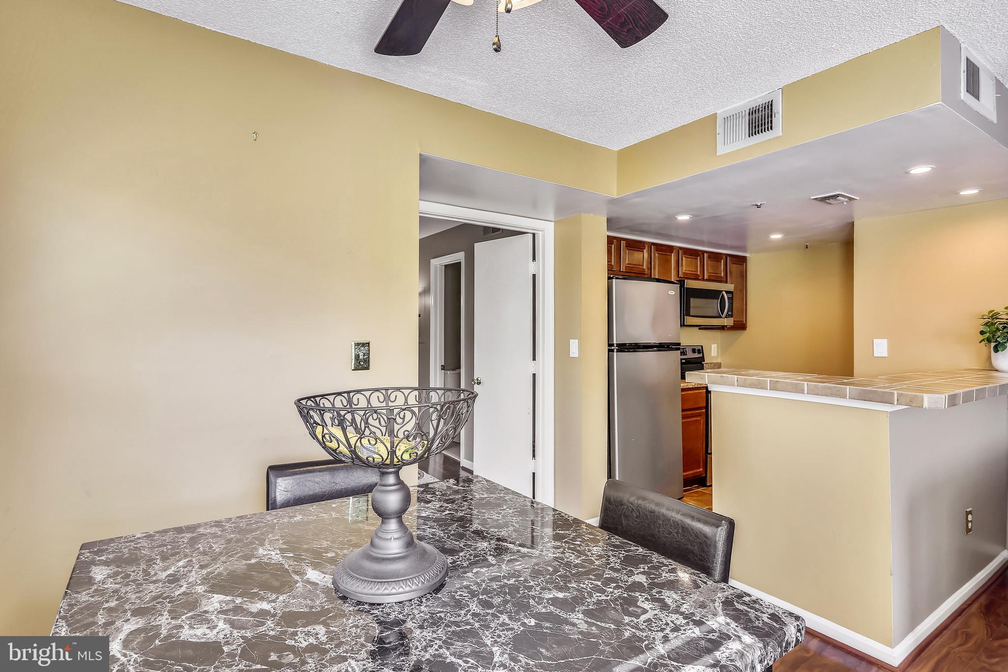 VISTAS 2 AT LAUREL - Residential