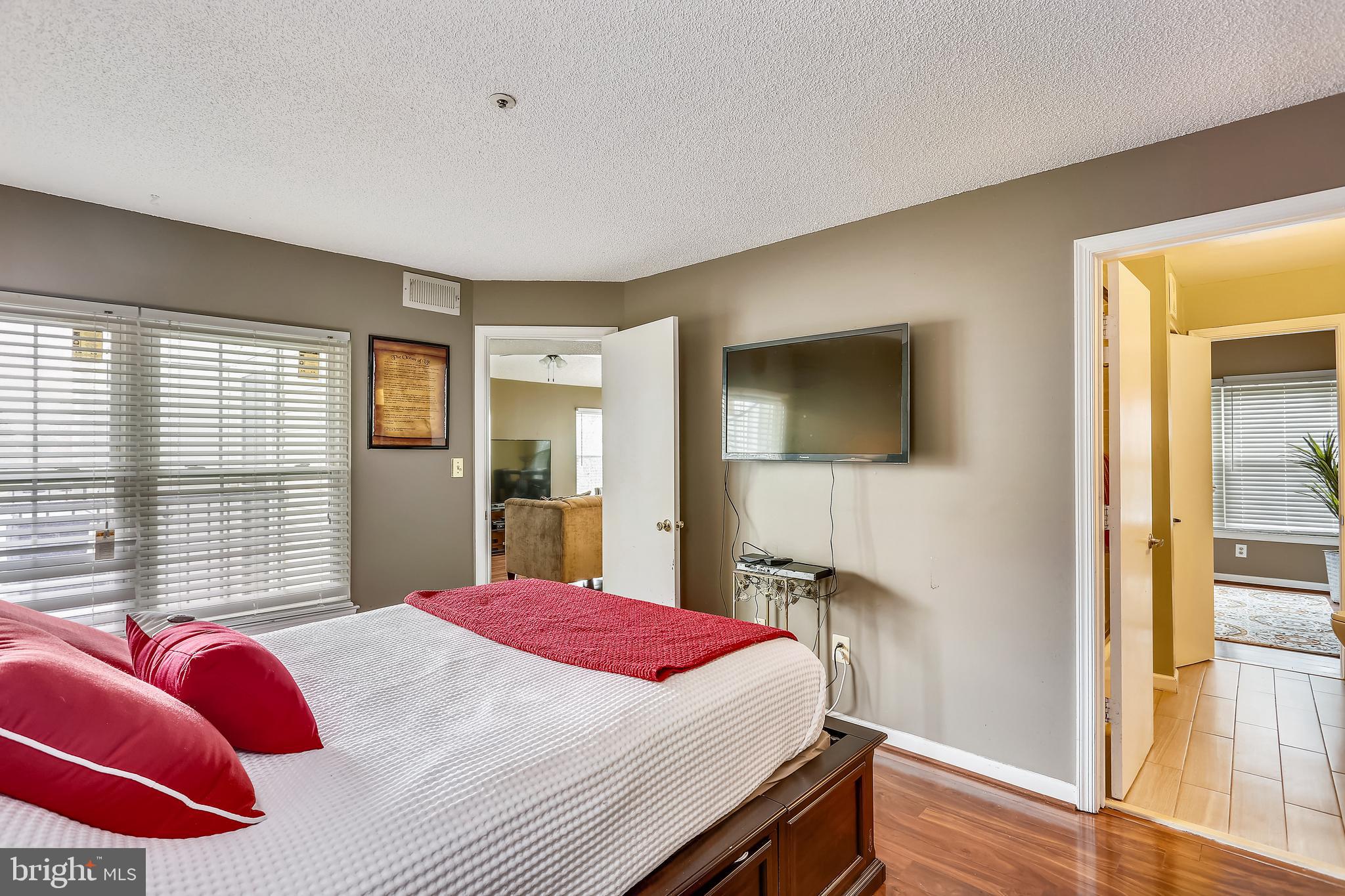 VISTAS 2 AT LAUREL - Residential