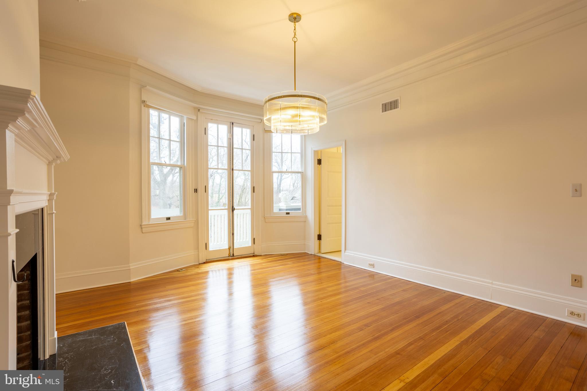 DEVON HILL - Residential