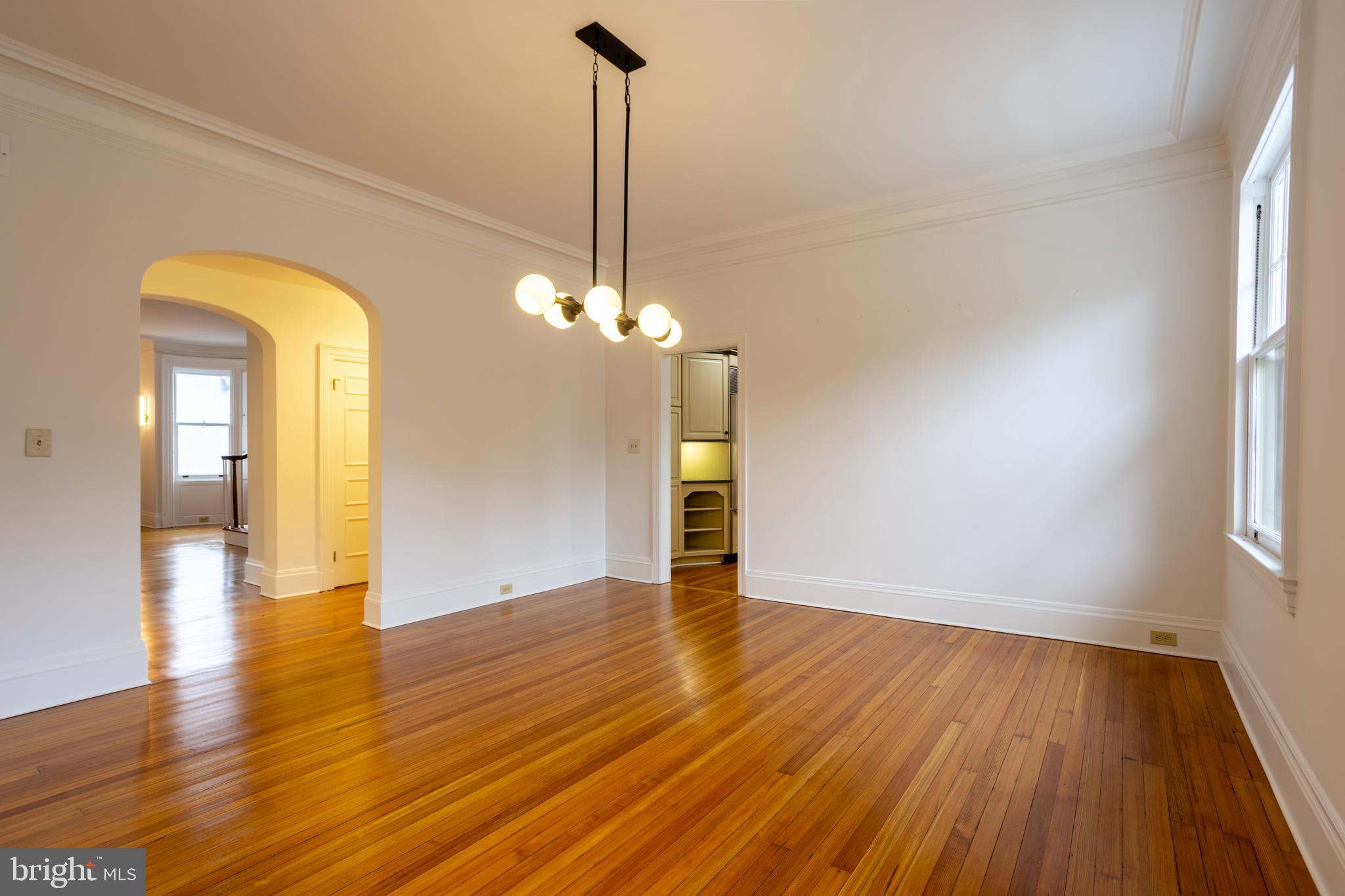 DEVON HILL - Residential